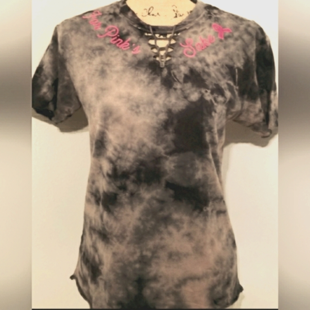 ♦️SALE♦️Affliction Raw Edge Tie Dye Breast Awareness Tee♦️